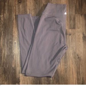 Balance athletica ascend legging XS